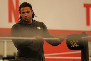Bestätigt: Tim Wiese lässt seine Muskeln im Ring spielen