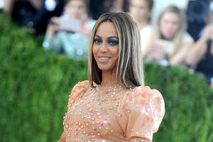 Beyoncé verletzt sich bei Konzert am Ohr - und singt trotzdem weiter