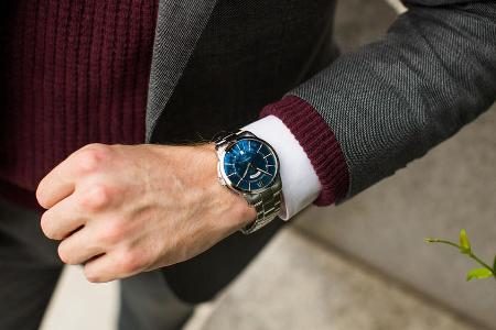 Pontos Day Date