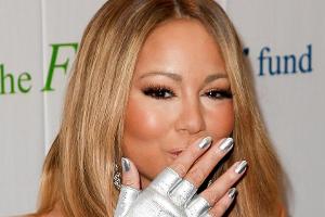 Mariah Carey knutscht schon wieder