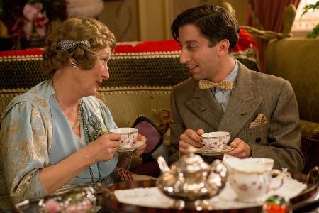 Die Liebe zur Musik verbindet: Pianist Cosme McMoon (Simon Helberg) und Florence Foster Jenkins (Meryl Streep)