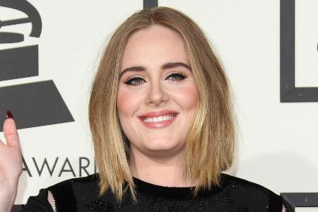 Hat angeblich mächtig was auf der hohen Kante liegen: Adele Hat angeblich mächtig was auf der hohen Kante liegen: Adele