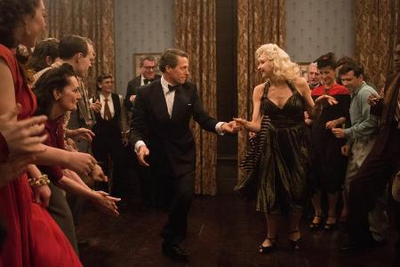 St. Clair Bayfield und Agnes Stark (Nina Arianda) legen eine heiße Sohle auf's Parkett