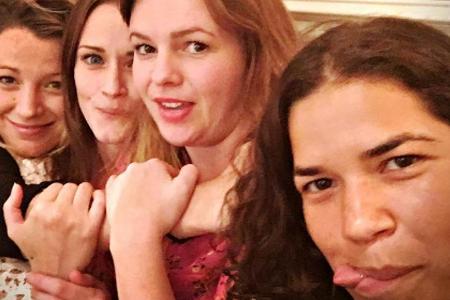 Blake Lively, Alexis Bledel, Amber Tamblyn und America Ferrera (v.l.) sind privat eng befreundet