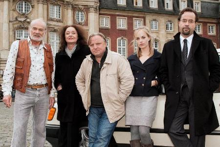 Münster-Team (v.l.n.r.): Claus D. Clausnitzer (Thiels Vater), Mechthild Großmann (Staatsanwältin Klemm), Axel Prahl (Kommiss...
