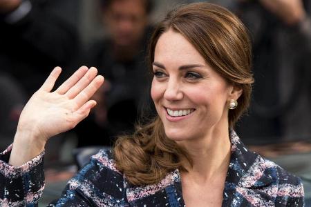 Als Repräsentantin des britischen Königshauses braucht Herzogin Kate vor allem eines: das perfekte Lächeln Als Repräsentantin des britischen Königshauses braucht Herzogin Kate vor allem eines: das perfekte Lächeln