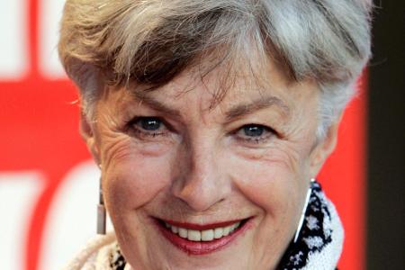 Schauspielerin Nicole Heesters (78), die Tochter von Entertainer-Legende Johannes Heesters (1903-2011), spielte Kommissarin ...