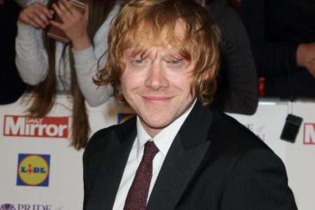 Rupert Grint arbeitet heute, mit 27 Jahren, weiterhin als Schauspieler, zwar weniger erfolgreich als Radcliffe und Watson, a...