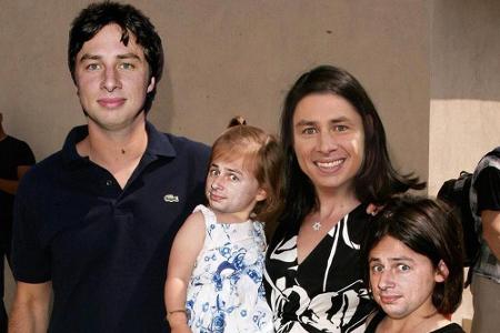 Schauspieler Zach Braff machte sich eher einen Spaß aus dem traditionellen Fest: 