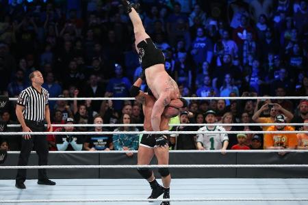 Bill Goldberg setzt zum 