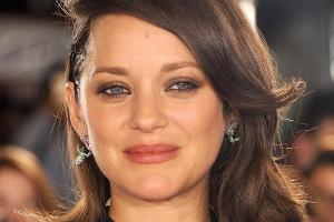 Marion Cotillard packt über Sexszenen mit Brad Pitt aus