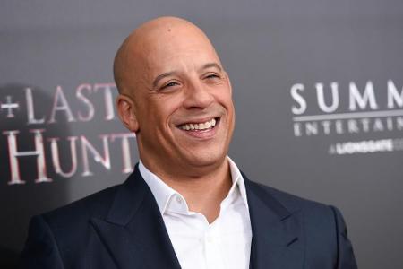 Badass Vin Diesel (48) hat bereits mehrfach bewiesen, dass er ein großer Fantasy- und Rollenspiel-Fan ist. Kein Wunder also,... Badass Vin Diesel (48) hat bereits mehrfach bewiesen, dass er ein großer Fantasy- und Rollenspiel-Fan ist. Kein Wunder also,...