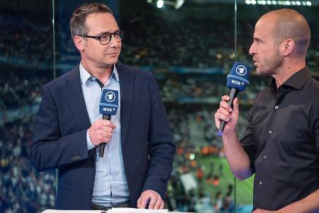 Fußballexperte Mehmet Scholl im Gespräch mit Matthias Opdenhövel Fußballexperte Mehmet Scholl im Gespräch mit Matthias Opdenhövel