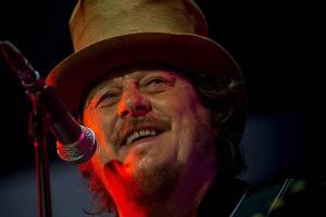 Nicht ohne meinen Hut: Italo-Star Zucchero