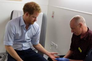 Prinz Harry macht einen HIV-Test