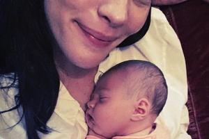 Liv Tyler: Erstes gemeinsames Foto mit Baby Lula