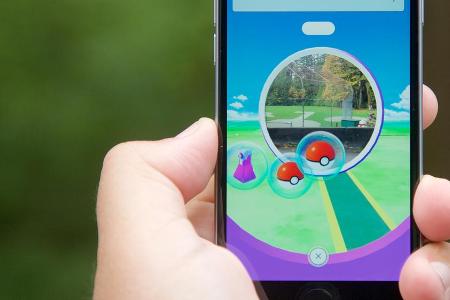 So sieht ein Pokéstop im Spiel aus. Dort findet man wertvolle Items wie Pokébälle und Co. So sieht ein Pokéstop im Spiel aus. Dort findet man wertvolle Items wie Pokébälle und Co.