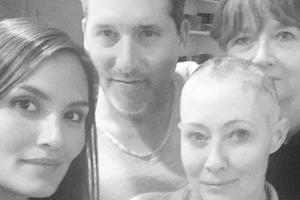 Kampf gegen Krebs: Diese Menschen stehen Shannen Doherty bei