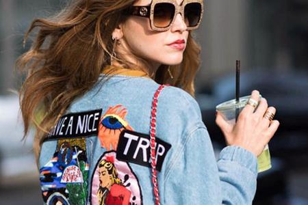 Bloggerin Chiara Ferragni zeigt, wie man Jeansjacken heute trägt: mit Patches!