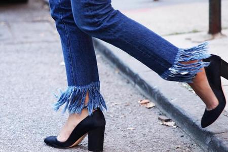 Do it youself: Fransen-Jeans lassen sich ganz leicht selbst kreieren