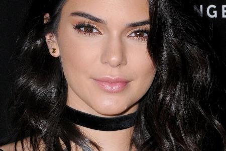 Dank Kendall Jenner wurden Choker zum coolsten Accessoires-Trend des Jahres