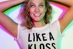 Karlie Kloss designt "Like a Kloss"-Shirt für einen guten Zweck