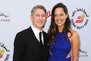 FC Bayern München gratuliert Bastian Schweinsteiger zur Hochzeit