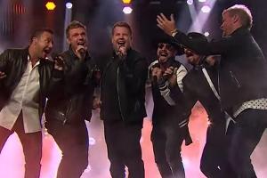 Überraschungsauftritt der Backstreet Boys - und James Corden macht mit