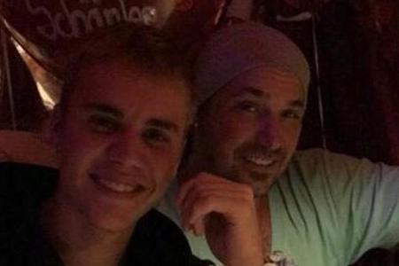 Justin Bieber und sein Vater Jeremy auf dem Oktoberfest