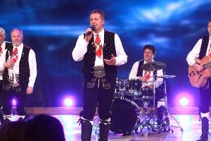 Kastelruther Spatzen scheinen von Rang zwei der Album-Charts