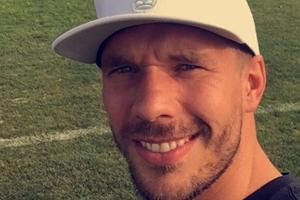 Lukas Podolski liebt seinen neuen Nebenjob