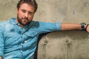"GZSZ": Felix von Jascheroff feiert Comeback