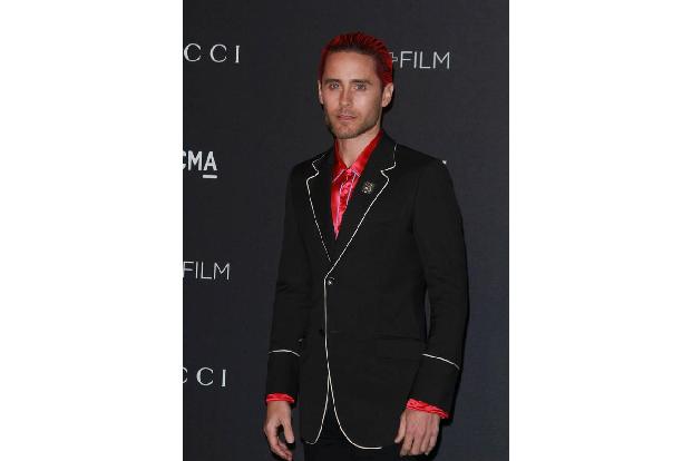 ...einzig Schauspieler und Musiker Jared Leto bei dem Galaabend in Los Angeles aufgefallen. Doch es war nicht seine feurige ...