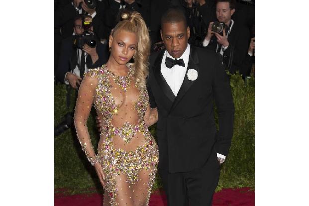 ...Der Rapper war zu diesem Zeitpunkt bereits mit Beyoncé verheiratet! Ob es wirklich stimmt, wissen vermutlich nur Rita und...