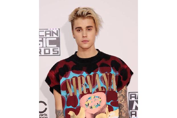 ...Rita Ora habe einen heißen Flirt mit Justin Bieber gehabt! Sollten all die Gerüchte stimmen, so liest sich Oras Verflosse...