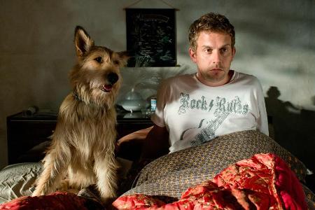 Franz Eberhofer (Sebastian Bezzel) und sein Hund Ludwig