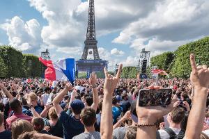 "2016. Die Europameisterschaft. Das Buch." - Tortur de France