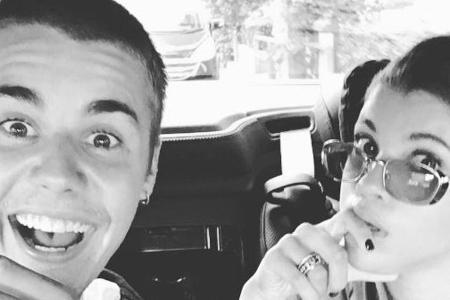 Mit diesem Schnappschuss von sich und Sofia Richie brachte Justin Bieber seine weiblichen Fans gegen sich auf Mit diesem Schnappschuss von sich und Sofia Richie brachte Justin Bieber seine weiblichen Fans gegen sich auf