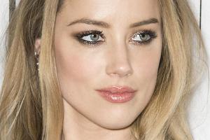 Amber Heard kommt zu spät zu ihrer Zeugenaussage