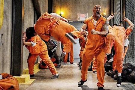 Dwayne Johnson alias Luke Hobbs muss im achten Teil des Franchise in den Knast Dwayne Johnson alias Luke Hobbs muss im achten Teil des Franchise in den Knast