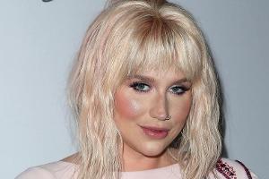 Kesha zieht Missbrauchsvorwürfe gegen Dr. Luke zurück