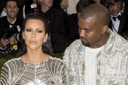 Kim Kardashian und Kanye West bei einer Gala im Mai - damals noch als Dauergäste auf dem roten Teppich Kim Kardashian und Kanye West bei einer Gala im Mai - damals noch als Dauergäste auf dem roten Teppich