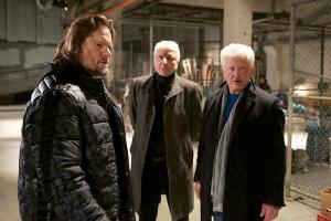 Batic und Leitmayr alias Miroslav Nemec (r.) und Udo Wachtveitl (M.) im Weihnachts-"Tatort: Klingelingeling"