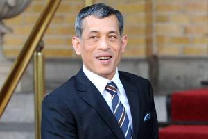 Maha Vajiralongkorn wird zu Thailands König ernannt