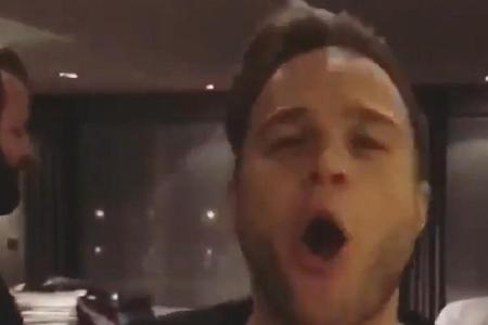 Olly Murs zeigt seine Olly Murs zeigt seine