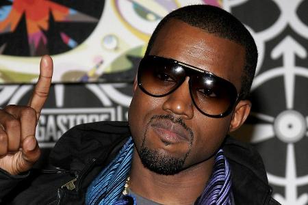 Nach dem Klinikaufenthalt ist er nun wieder daheim: Kanye West Nach dem Klinikaufenthalt ist er nun wieder daheim: Kanye West