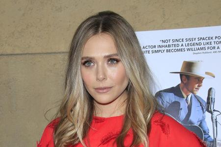 Elizabeth Olsen ist die jüngere Schwester der Zwillinge. Die hübsche 27-jährige Schauspielerin konnte man zuletzt als Wanda ...