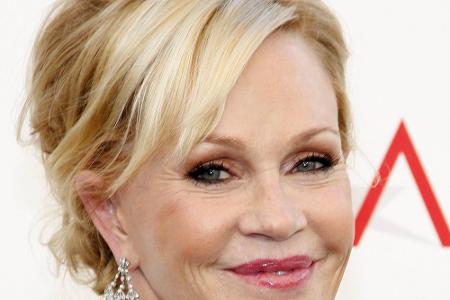Zwei Mal gleich führte Melanie Griffith eine Ehe mit Schauspieler Don Johnson. Zuerst heirateten sie in kleinem Kreise in La...