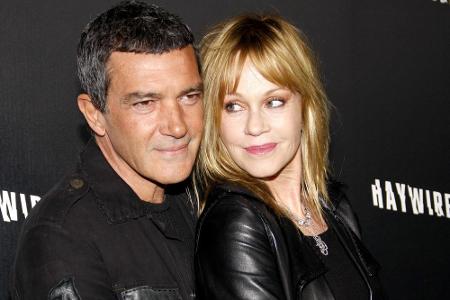 18 Ehejahre war Griffith dann mit Frauenschwarm Antonio Banderas zusammen, bis sich das Paar 2015 ebenfalls scheiden ließ.