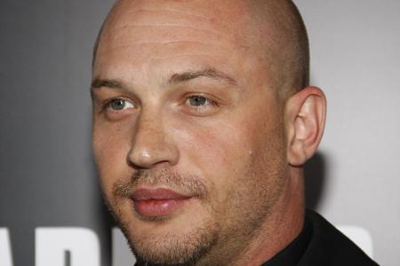 Tom Hardy (39) rasierte sich für seine Rolle im Batman-Film 